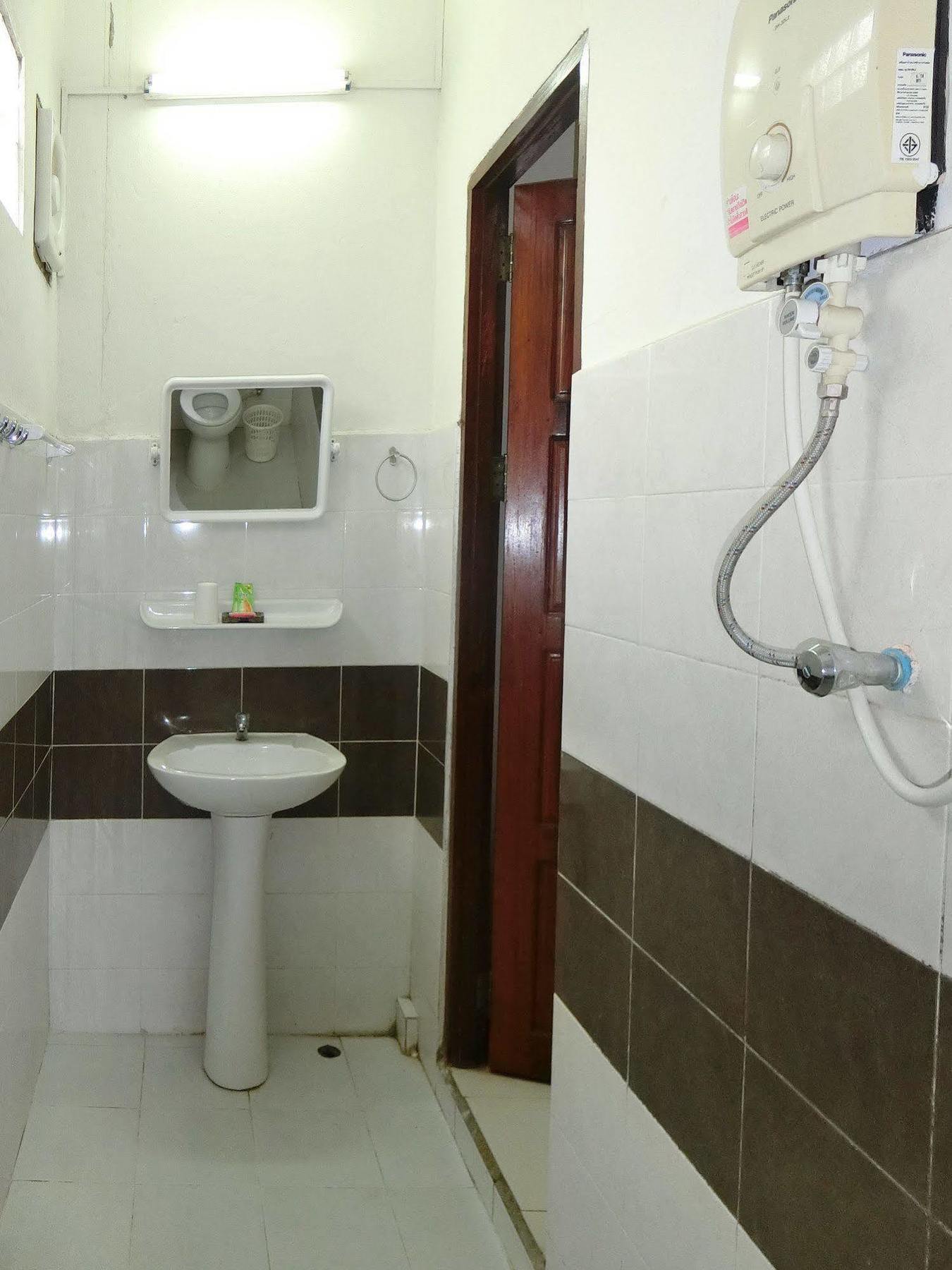 Villa Sisavad Guesthouse Vientiane Eksteriør bilde