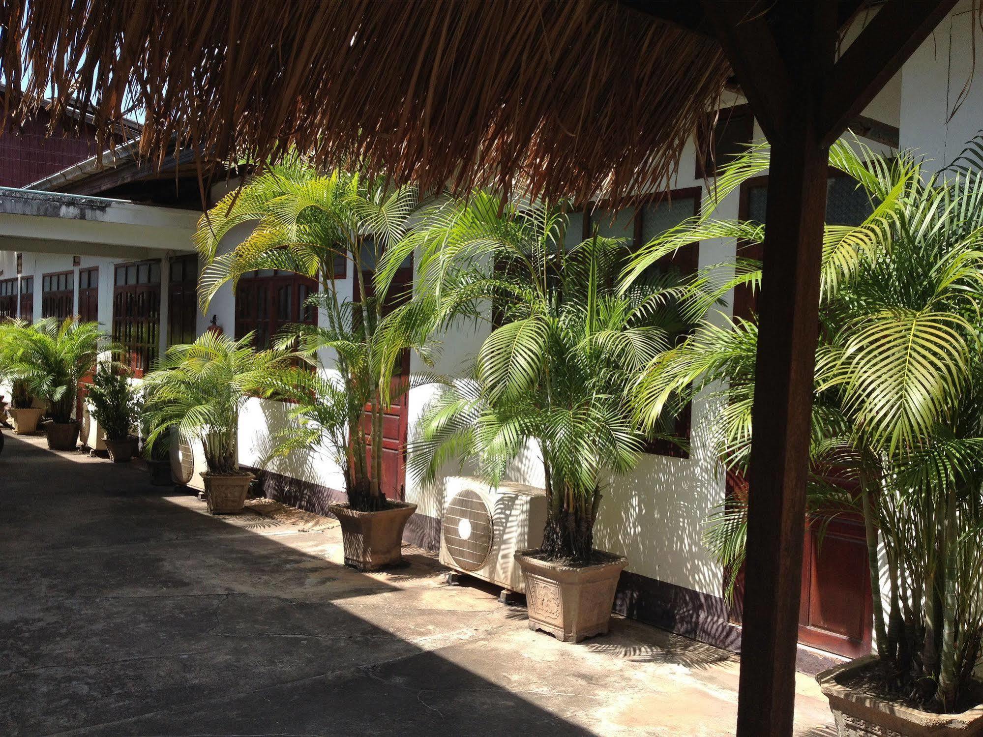 Villa Sisavad Guesthouse Vientiane Eksteriør bilde