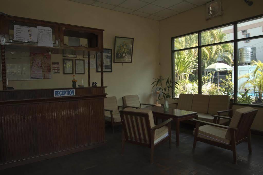 Villa Sisavad Guesthouse Vientiane Eksteriør bilde